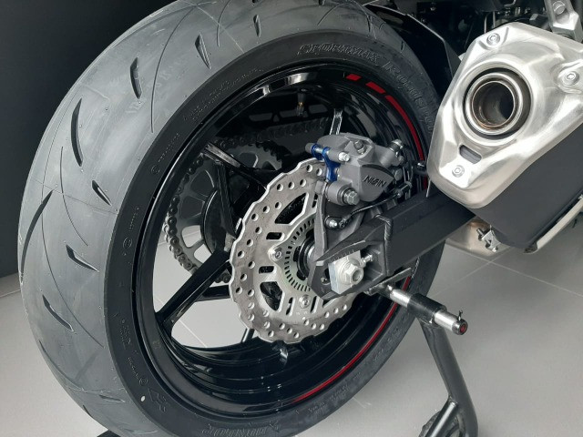 Kawasaki Z 900 Preta 2021 - Foto 15