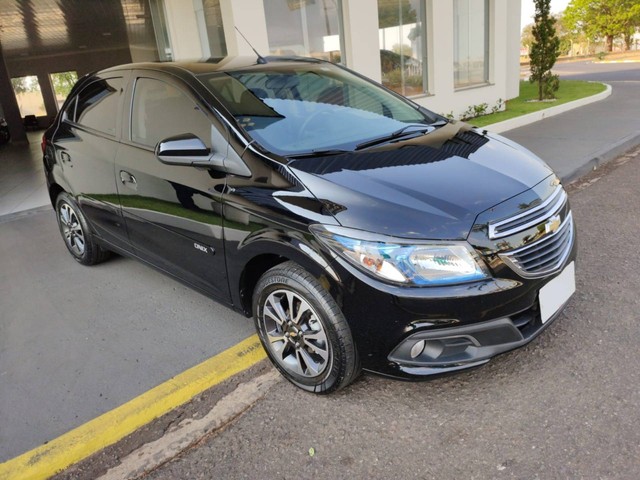 ONIX 2015/2016 1.4 MPFI LTZ 8V FLEX 4P AUTOMÁTICO