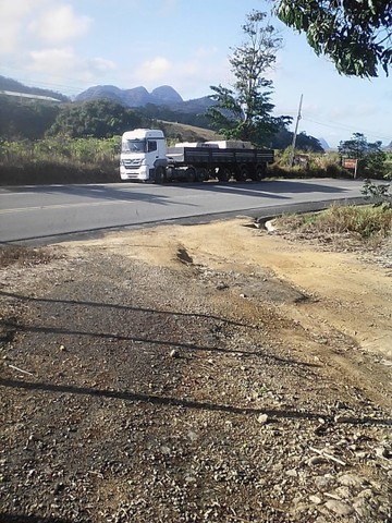 CAMINHÃO