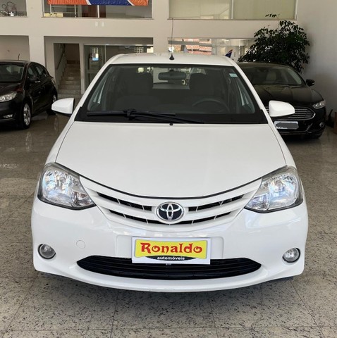 TOYOTA ETIOS 1.3 X