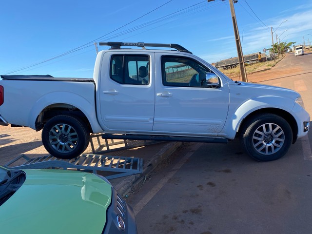 FRONTIER SL 4X4 2014