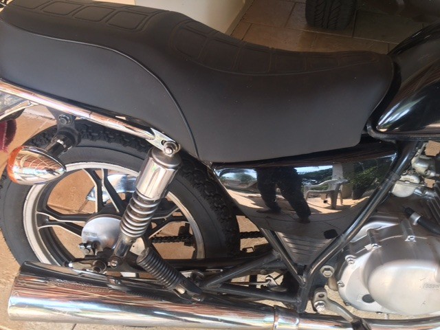 SUZUKI INTRUDER 125