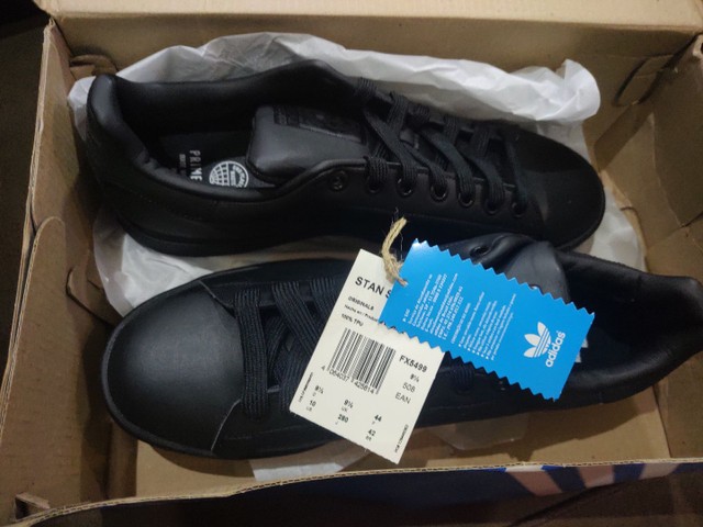 stan smith preta