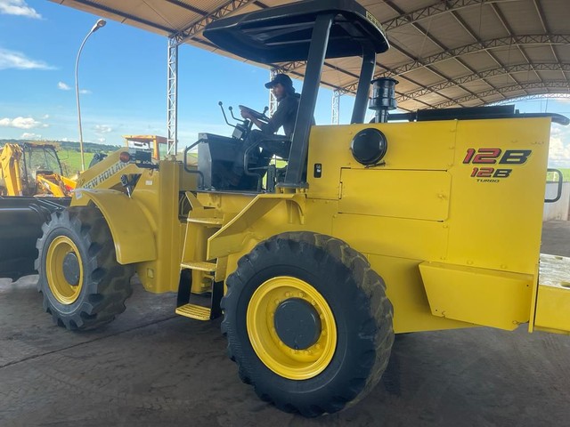 New Holland 12b | +15 Anúncios Na OLX Brasil