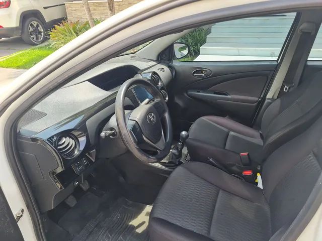 Etios Sedan X 2018 Branco Pérola  - Foto 6