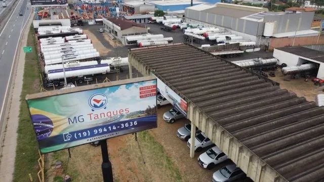 Carretas Tanque em Aço inox, Quimico / Alimenticio / Combustivel / Agua / Diversos modelos