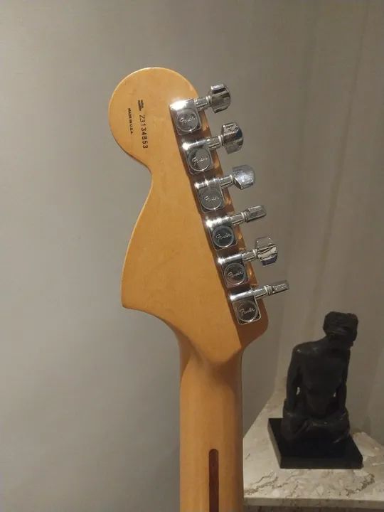Guitarra Fender Highway One USA - Foto 3