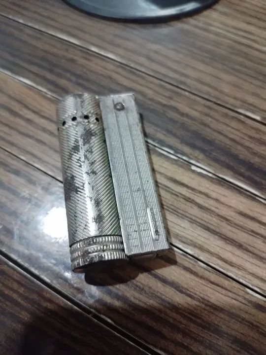 Isqueiro antigo ano 1950 a 1960 feito na Austria.