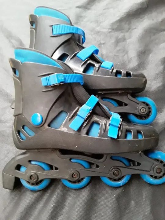 Patins Inline sem uso (41-42) !!!!