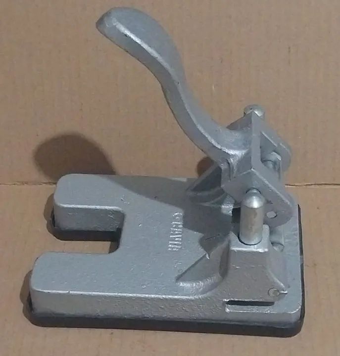 Perfurador Grande de Papel 60 Folhas CA101 Cavia  - Foto 4