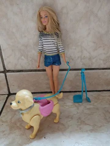 Barbie passeio com cachorrinho 