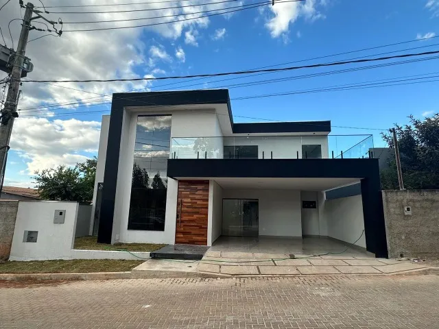 Casa Arniqueiras - 03 Qtos/02 Suites - Ofurô e churrasqueira