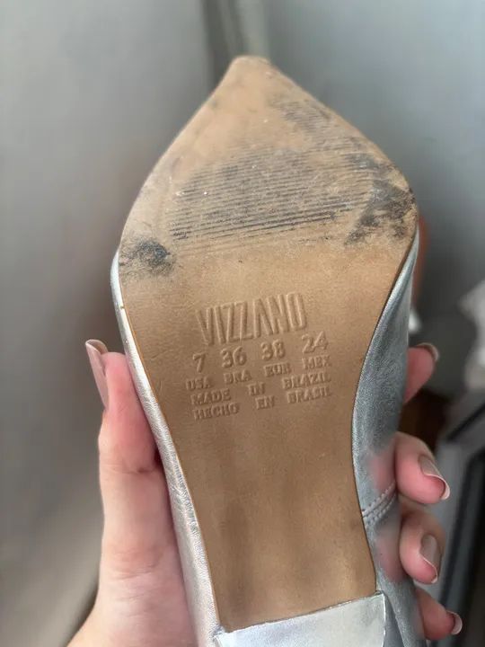 Scarpin prata tamanho 36 (serve 37) - Foto 3