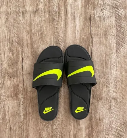 Chinela Slide Confort Nike
