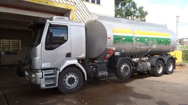 Bitruck vm tanque 