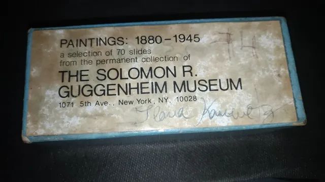 Slides Museu Guggenheim, são 70u, antiguidade, bom estado. 