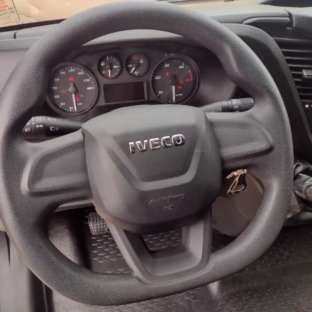 Iveco Daily 35150 (2021) Baú Refrigerado - Foto 5