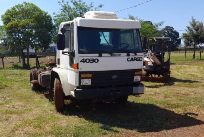 Caminhão Toco Ford 4030 Ano 2000
