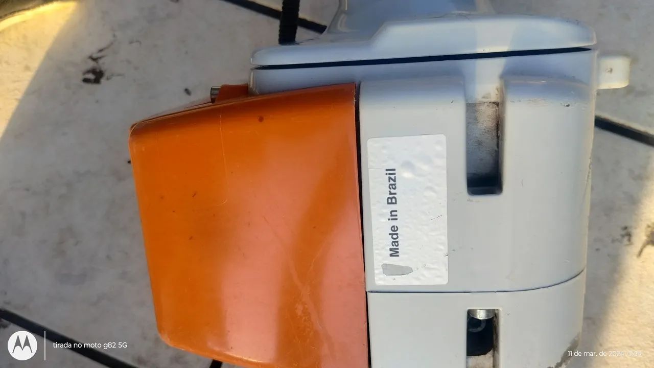 Roçadeira gasolina Stihl FS 220 - Foto 4