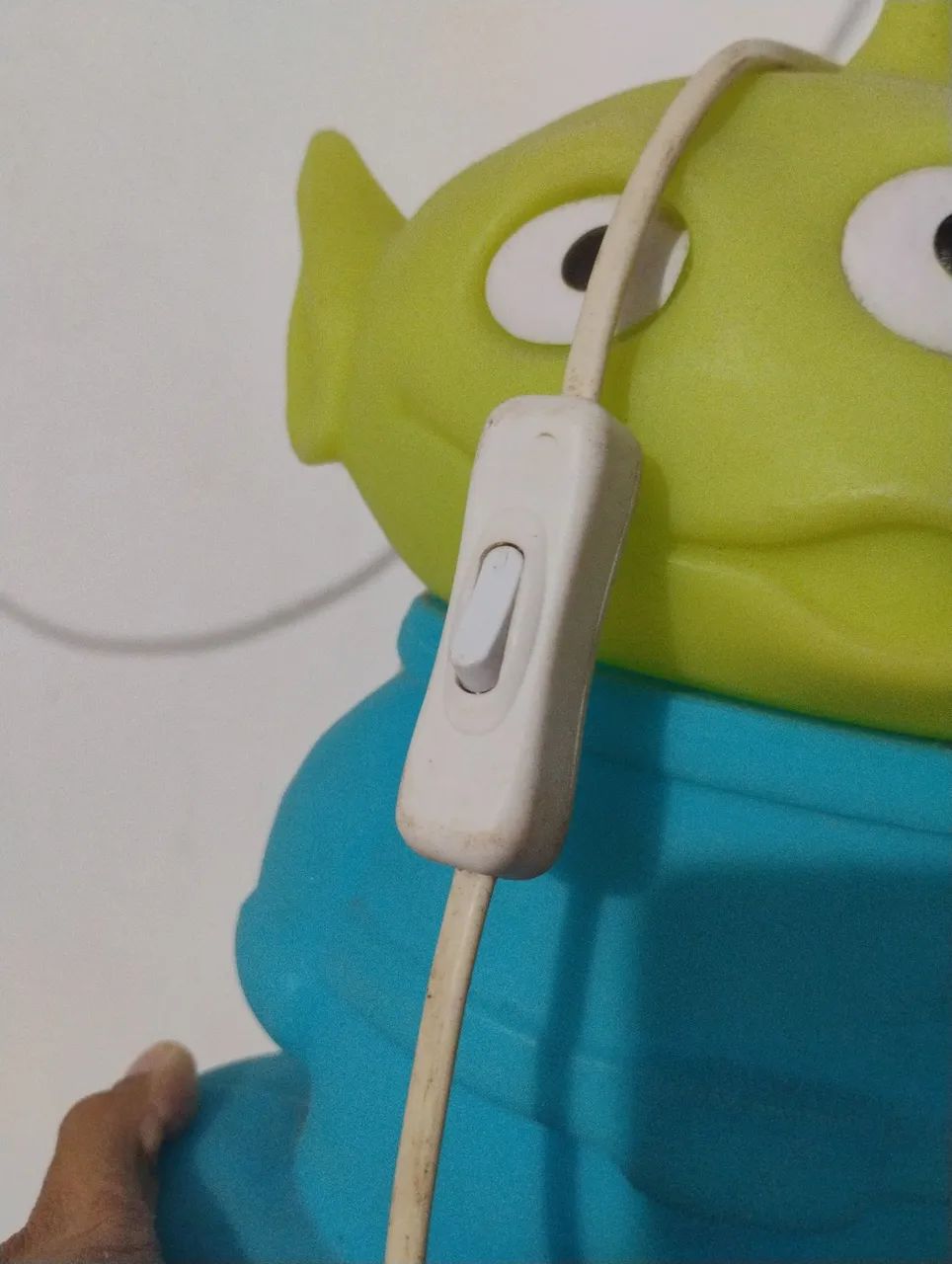 Luminária Abajur Toy Story - Alien - Foto 2