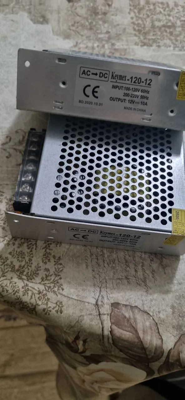 Fonte de alimentação chaveada Keymex 12V 10A