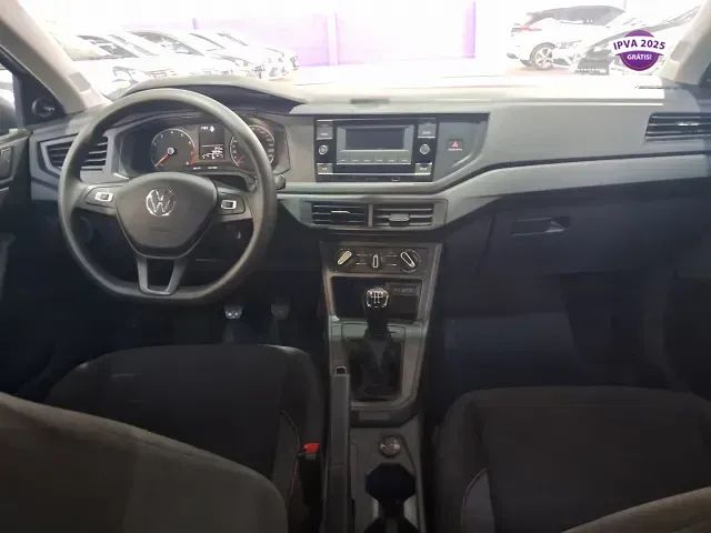Volkswagen Polo Track 1.0 Flex 12V 5p - Foto 7