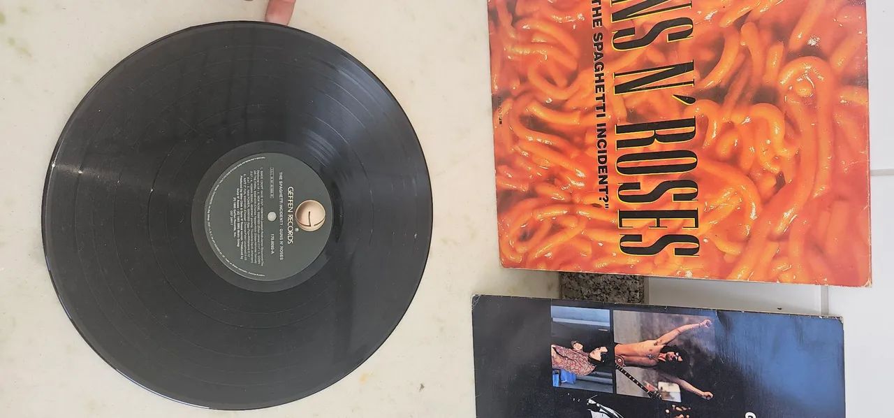 Disco Guns N' Roses - The Spaghetti Incident? - Foto 2