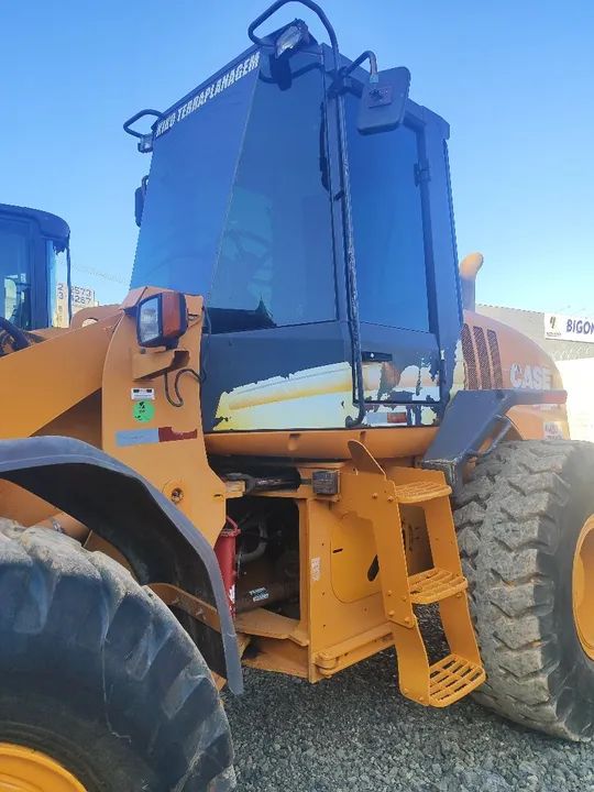 Carregadeira 621d case  - Foto 2