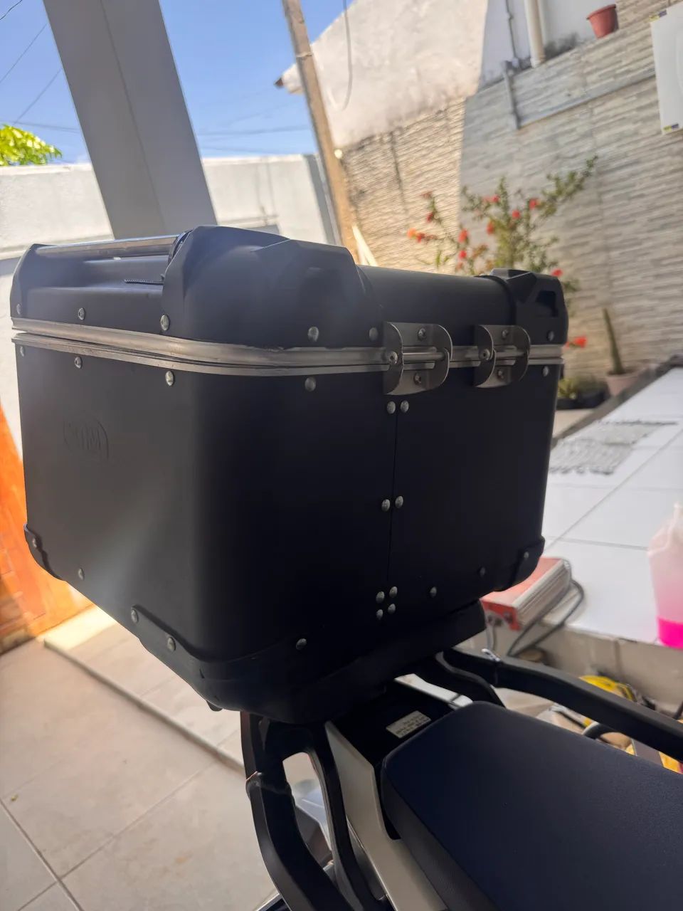 Baú Scam 43L + Base Scam - Foto 3