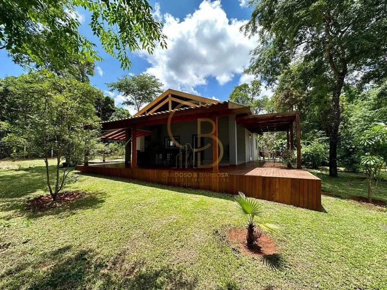 CHÁCARA DOS SONHOS À VENDA, NATUREZA E MUITO CONFORTO