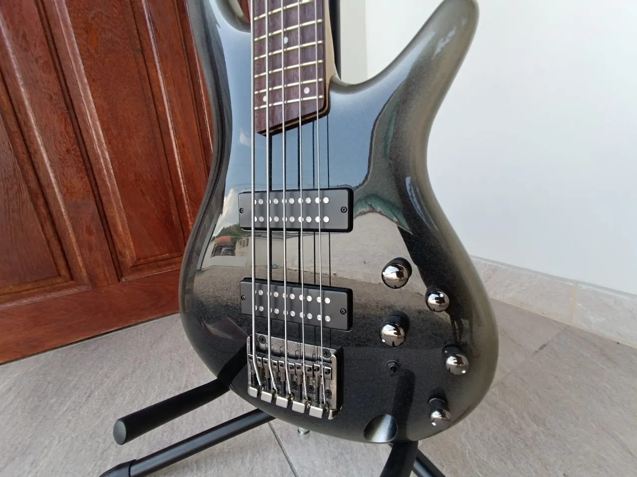 Baixo Ibanez SRE 305E MGB zero 5cordas attivo