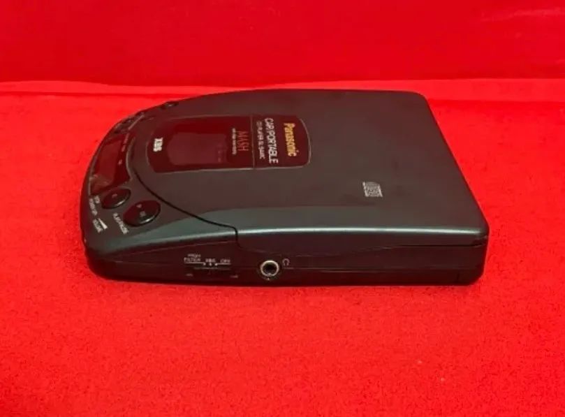 Som CD Player Panasonic Car/Portátil com defeito - Foto 4