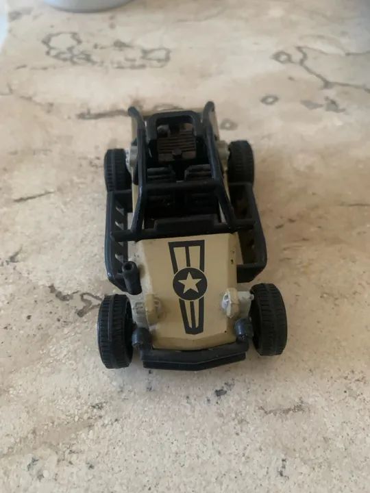 Carrinho Miniatura Matichbox Adventure