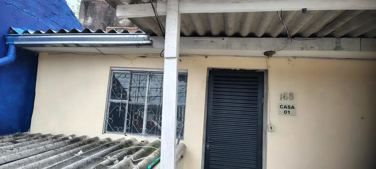 Aluga-se Casa 1 dormitório 