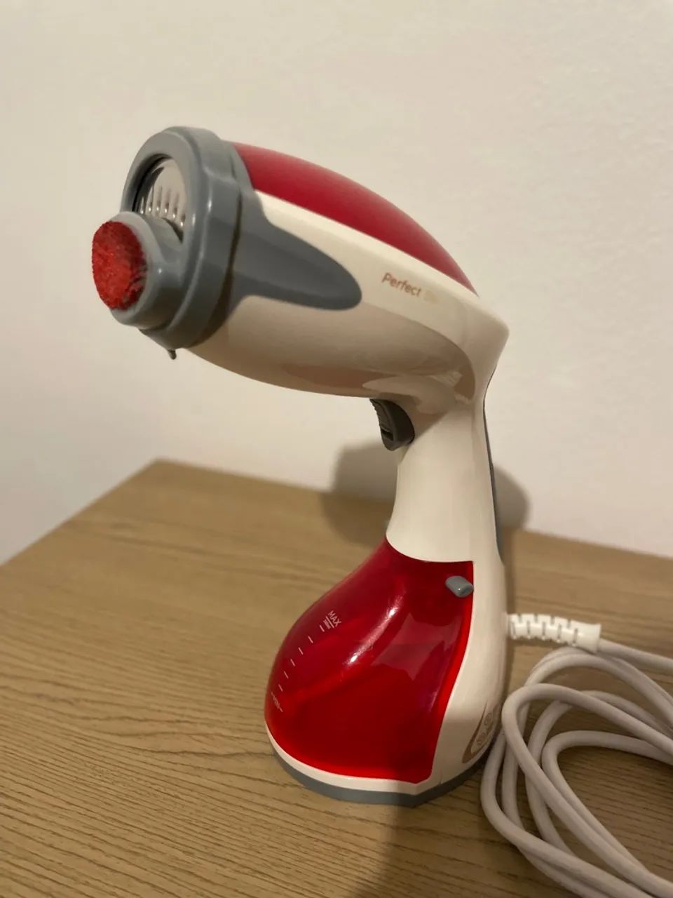 Ferro de Passar a Vapor BLACK+DECKER 220V - Funcionando Perfeitamente!
