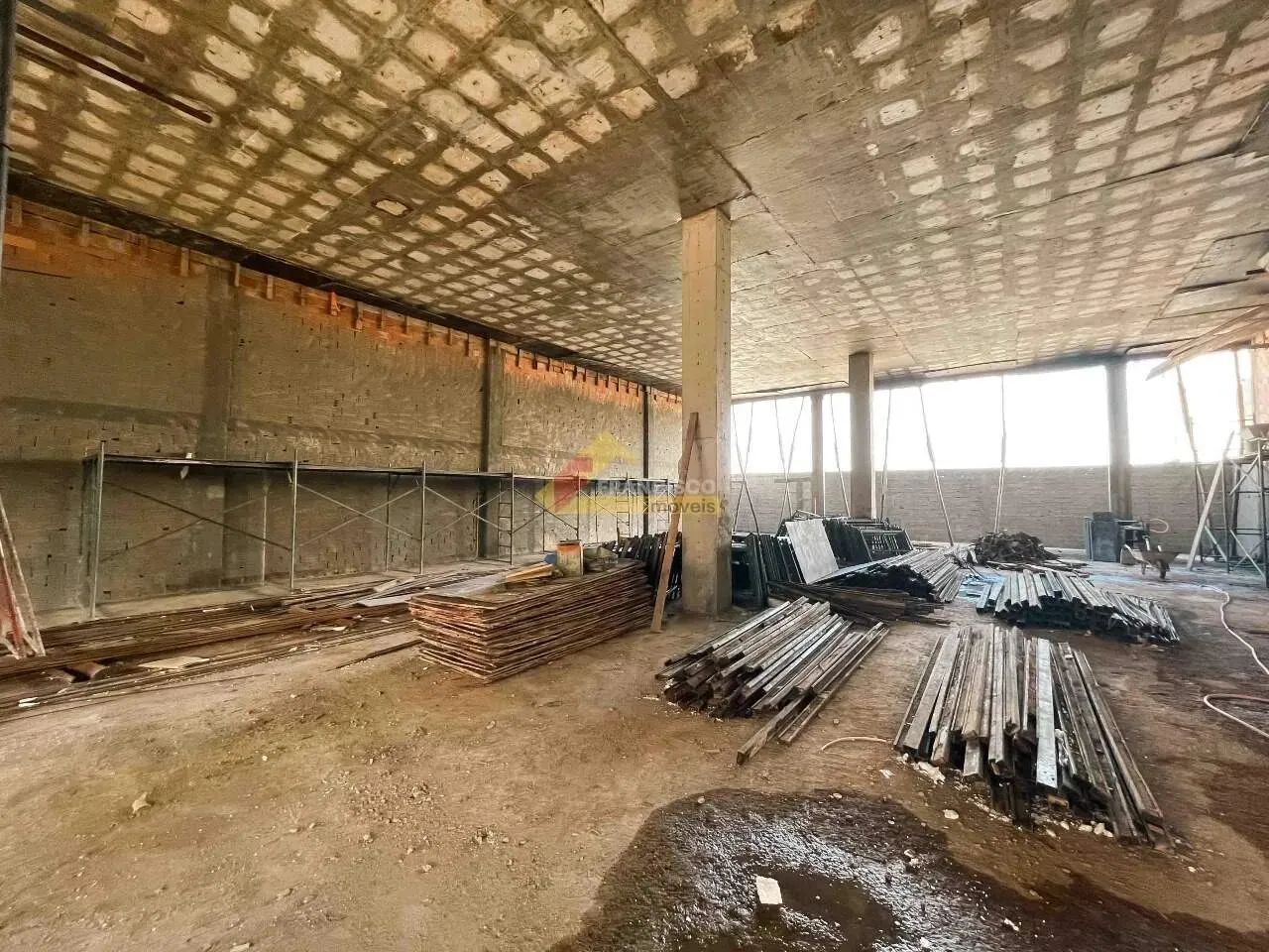 Loja para aluguel, 35 vagas, Centro - Divinópolis/MG - Foto 3