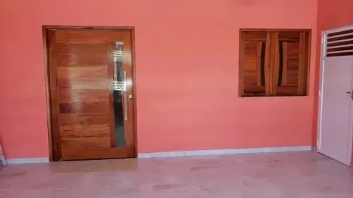 ^ LINDA CASA NA SACRAMENTA