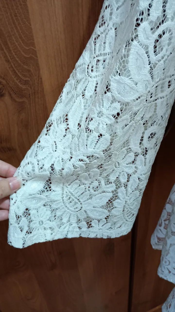 Vestido rendado off White curto Forever 21 - Foto 4