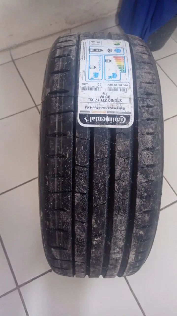 Pneus Continental ExtremeContact Sport 215/50 ZR 17 XL - Foto 3