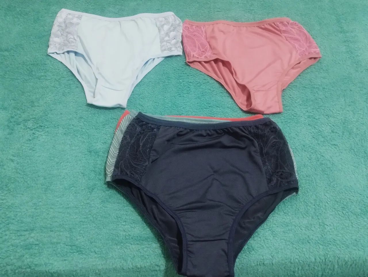 Calcinha feminina cinza com renda - Foto 2