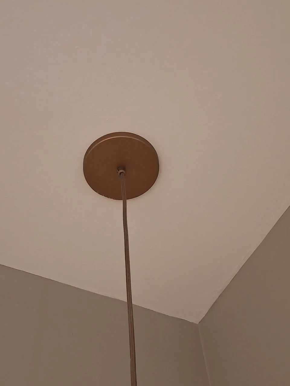luminária globo teto pendente quarto - Foto 4