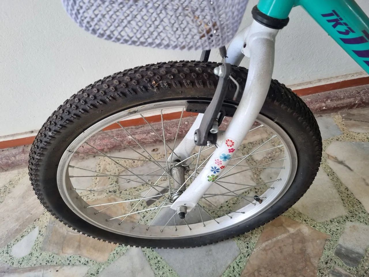 Bicicleta infantil aro 20 - Foto 2