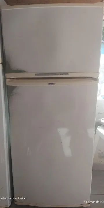 Vendo duas geladeiras  - Foto 6