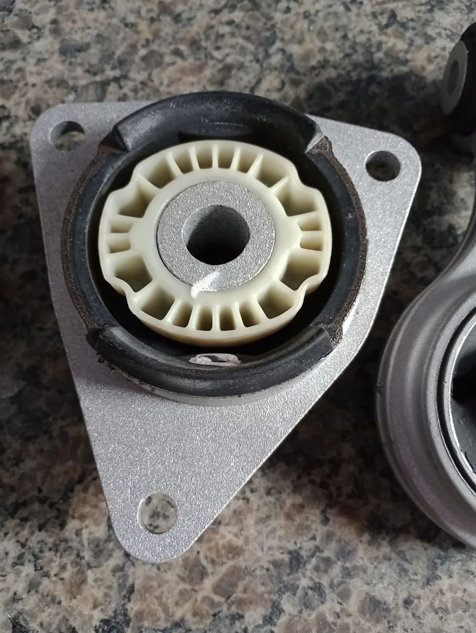 Suporte Motor - Peça Automotiva - Foto 3
