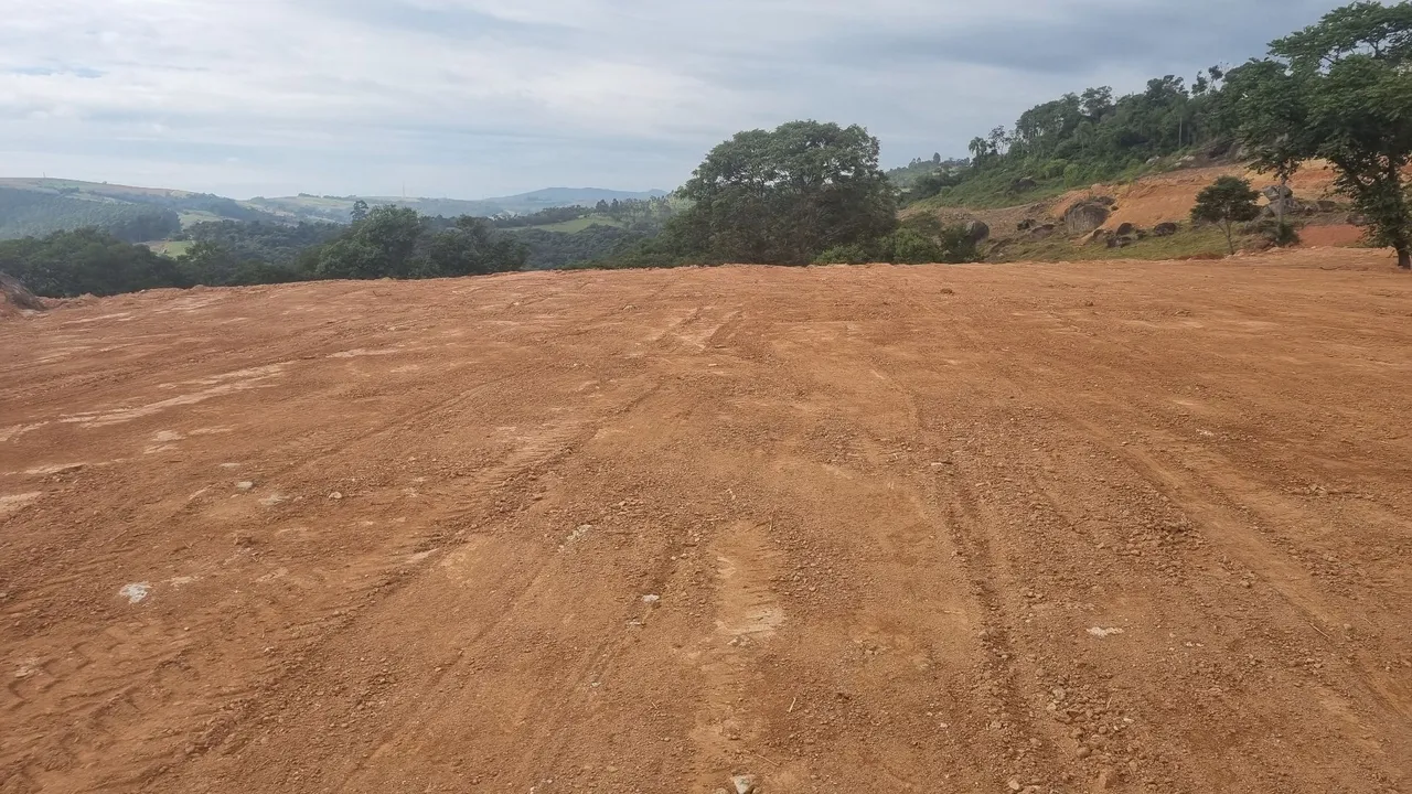 Terreno vinte mil metros 