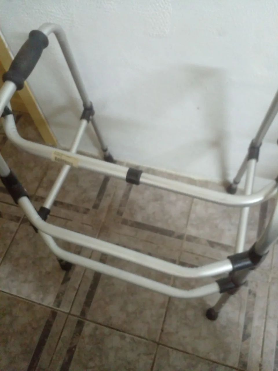 Andador Dobrável para Adultos