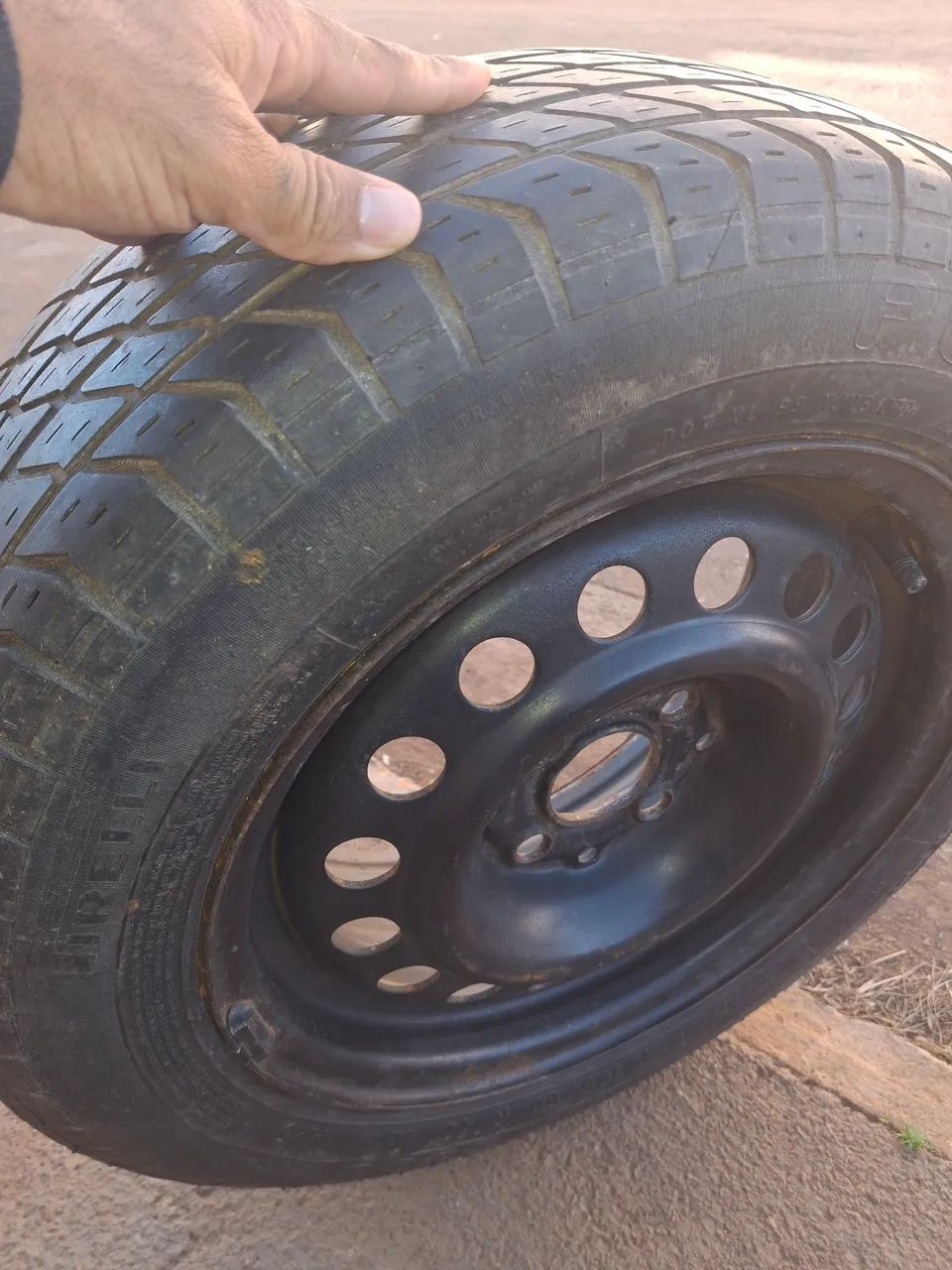 Vendo ou troco roda 14 - Foto 2