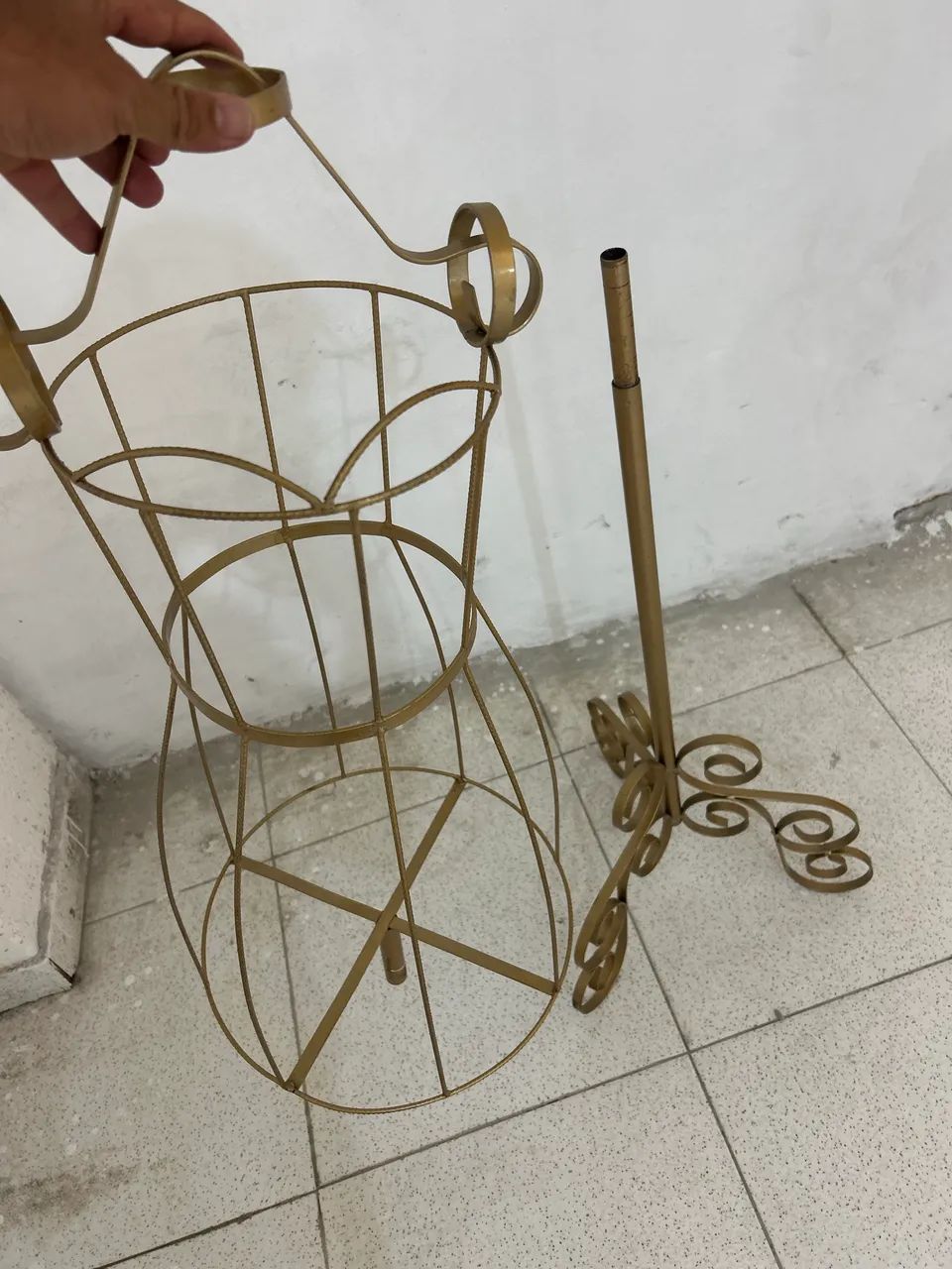 Manequim dourado  - Foto 2