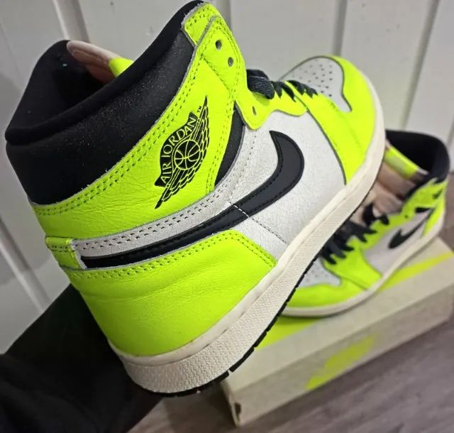 Tenis Nike Air Jordan 1 Visionaire Volt Dswt tam 40 Raro - Foto 2