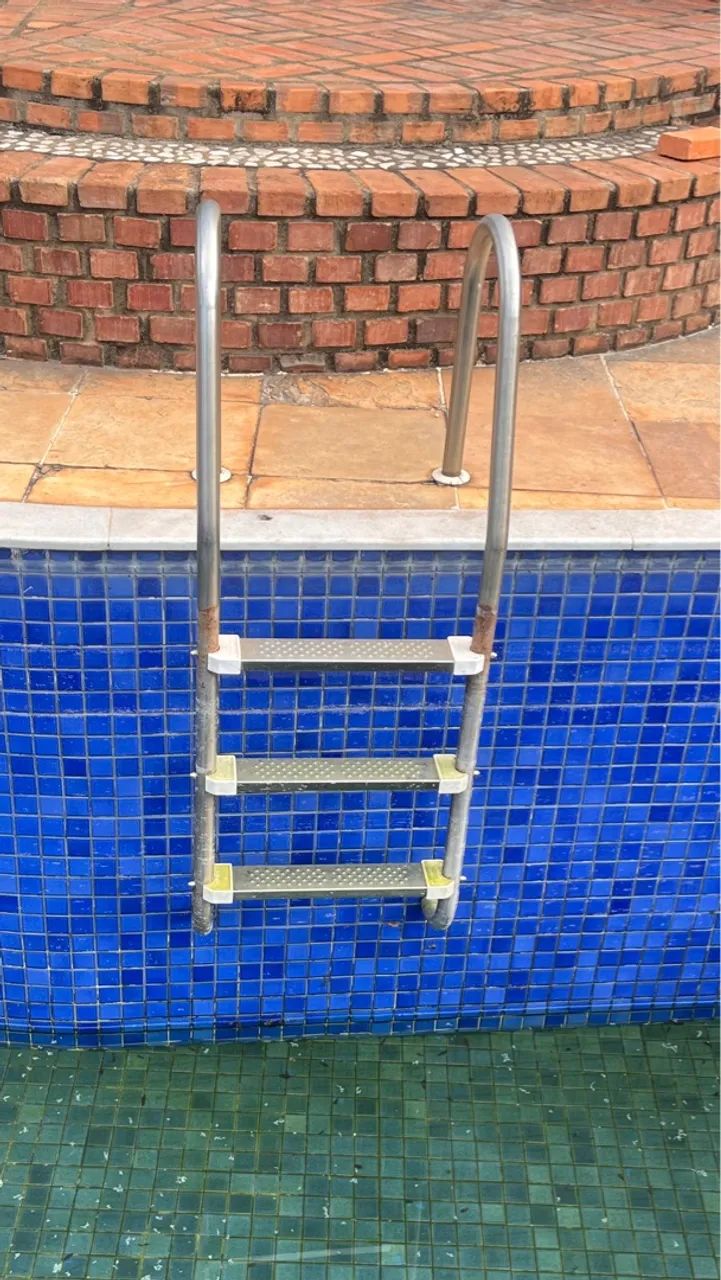 Escada para piscina 64842087761922121